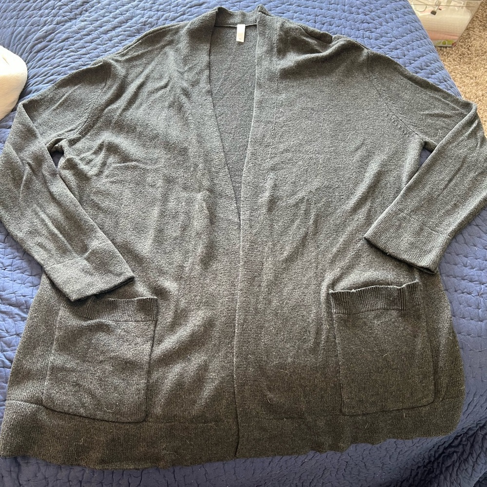 Gap Body Gray Sweater